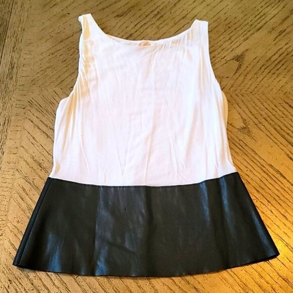 Bailey 44 size small black and white top 🖤🤍 - Picture 1 of 3